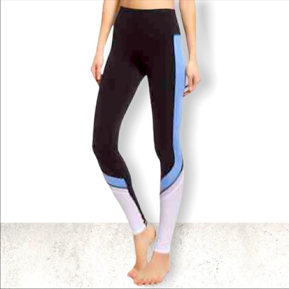 ATHLEISURE Athletic/Workout Casual Mystery Box - Picture 5 of 15